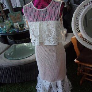 ELLIATT SERENITY COLD SHOULDER IVORY MIDI LACE MESH SLEEVELESS PEPLUM DRESS SZ M